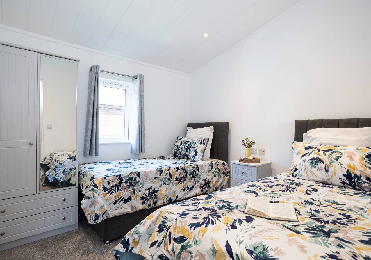 Grasmere-lodge-twin-room