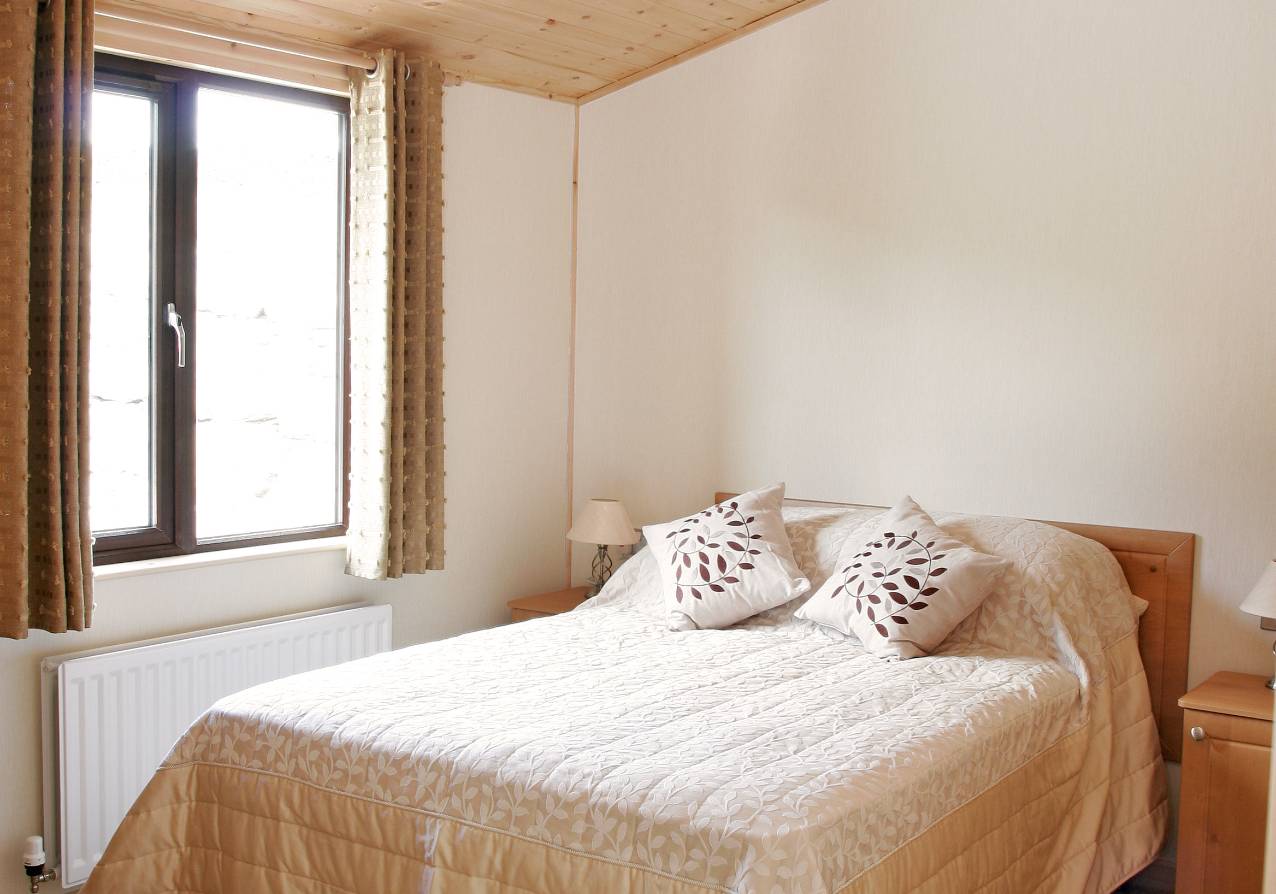 Senate-Master-Bedroom