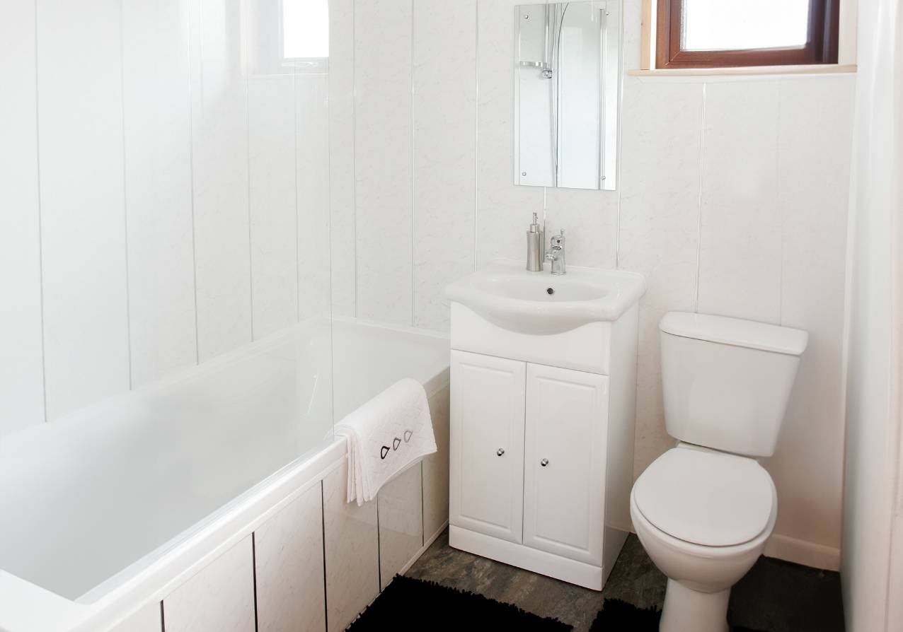 Senate-bathroom